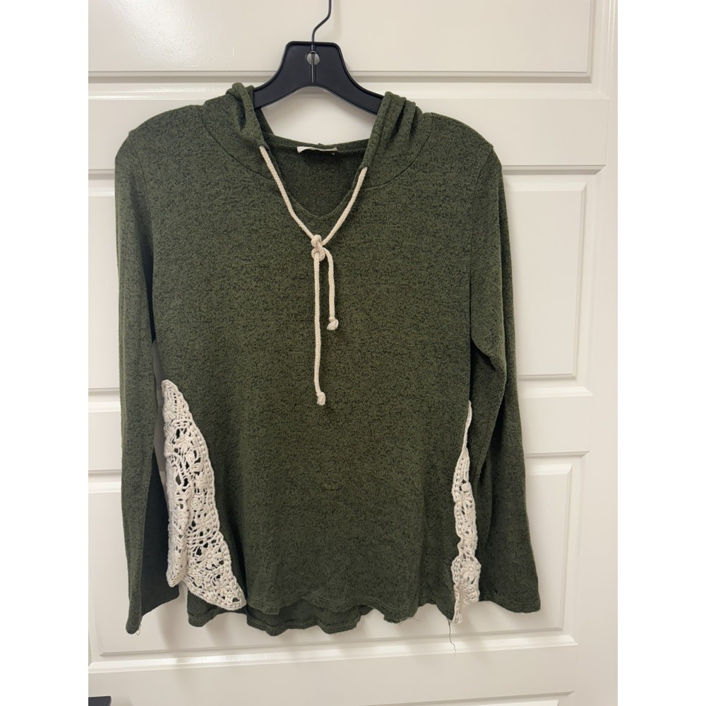 Free Kisses Green Crochet Lace Trim Hooded Sweater Pullover Small